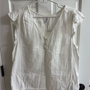 White GAP V-Neck Buttoned Women's Top